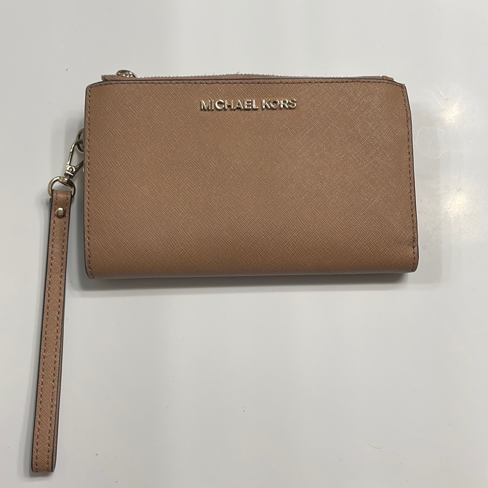 Michael Kors Adele Leather Smartphone Wallet